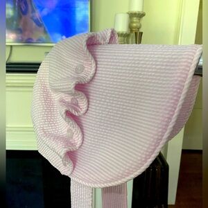 Seersucker Bonnet NWT